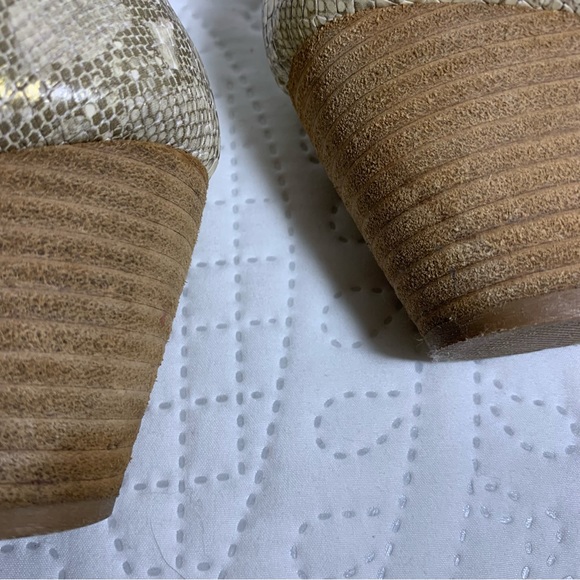 Coconuts by Matisse Metallic Snakeskin Astoria Ankle Boots Booties Size 9M - Picture 10 of 12